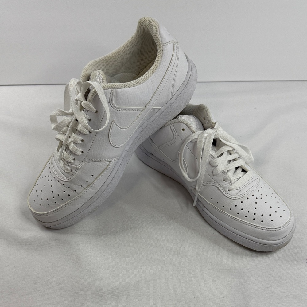 Nike White Women's Sneakers